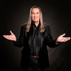 Imagem da fonte — Nicko McBrain